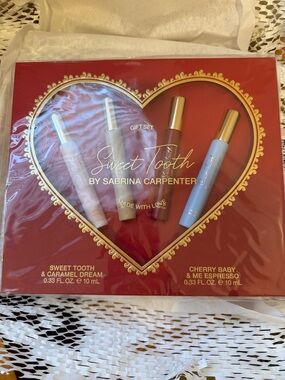 Sabrina Carpenter Sweet Tooth Fragrance gift set.